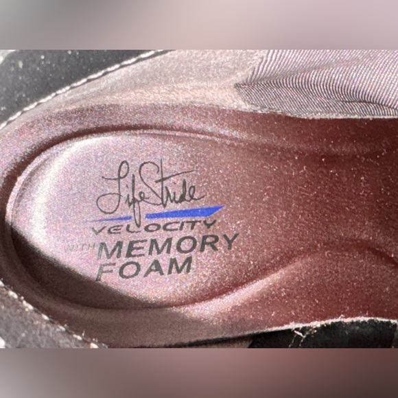 Life Stride Black Ankle Booties - Picture 7 of 8